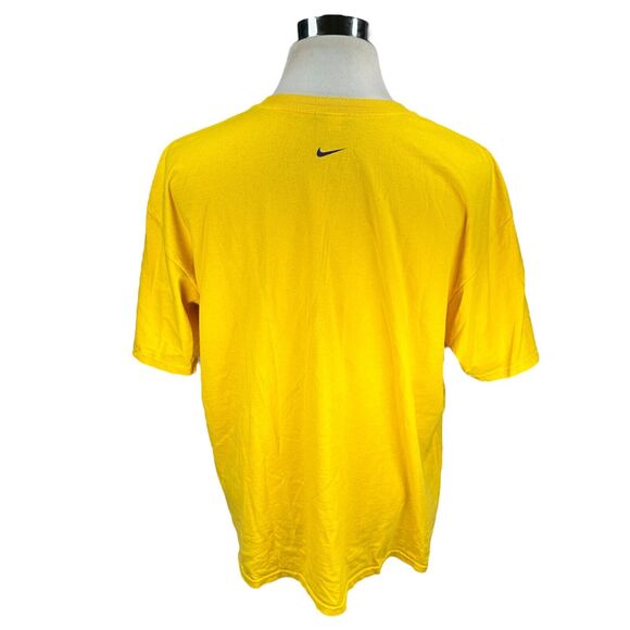 Vintage Nike Swoosh T-Shirt Men XL Yellow 100% Cotton Crew Neck 90s Pullover - Picture 3 of 9